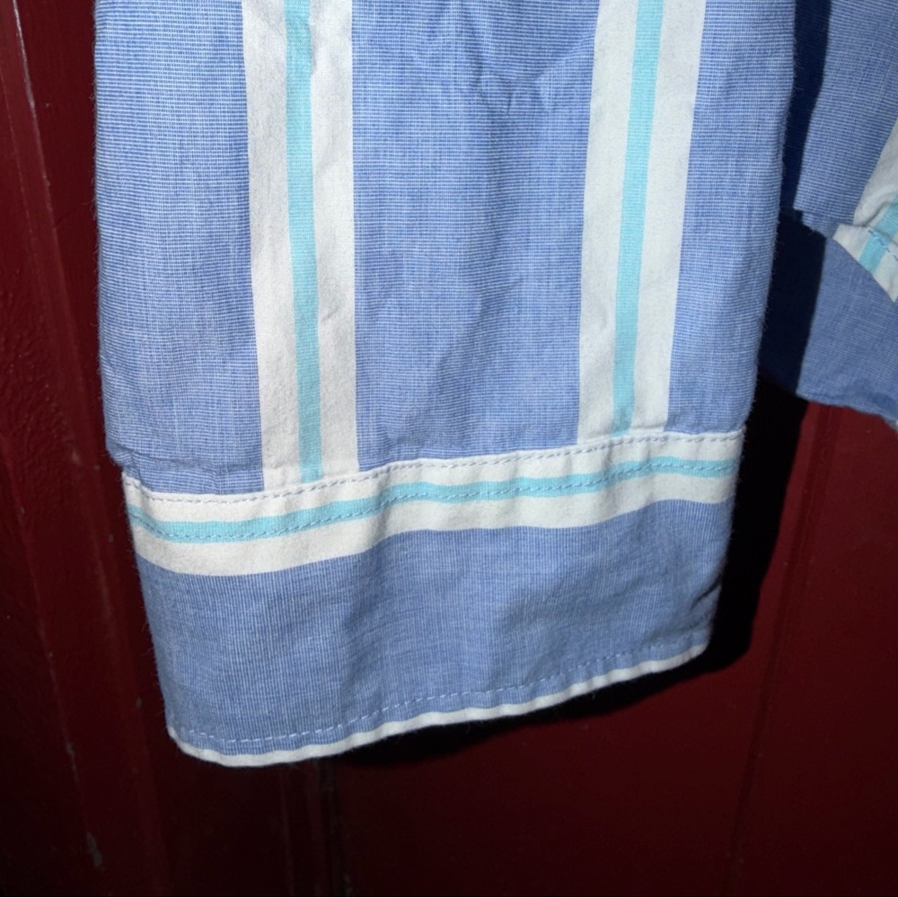 Hollister Button Down! Like New! - Picture 13 of 13